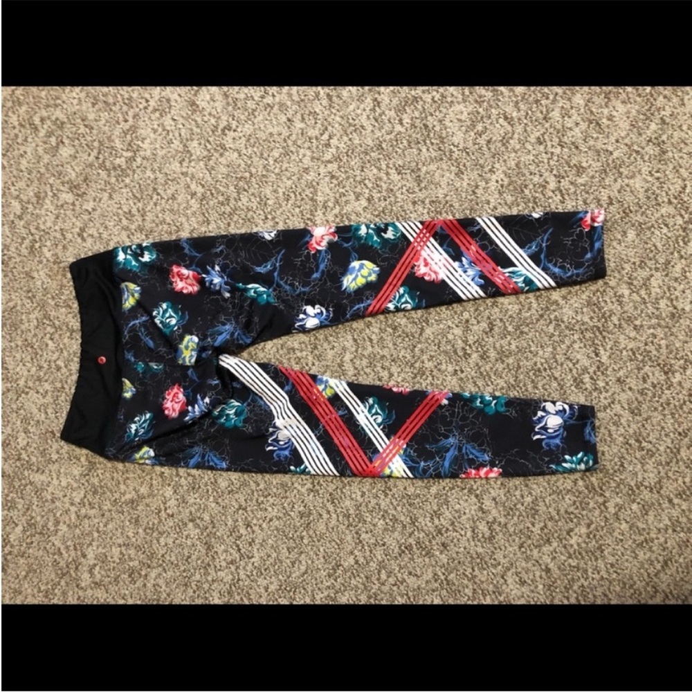 Joe Fresh workout leggings